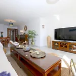 West Beachfront Janine Διαμέρισμα Εστεπόνα