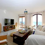 Διαμέρισμα West Beachfront Janine Εστεπόνα