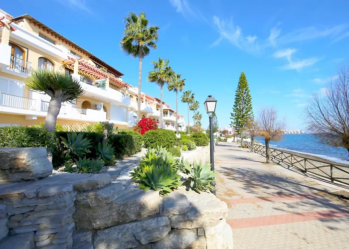 West Beachfront Janine