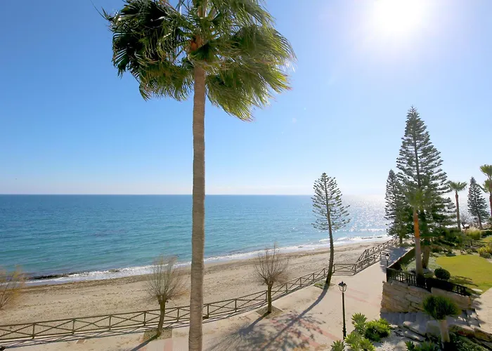 West Beachfront Janine *