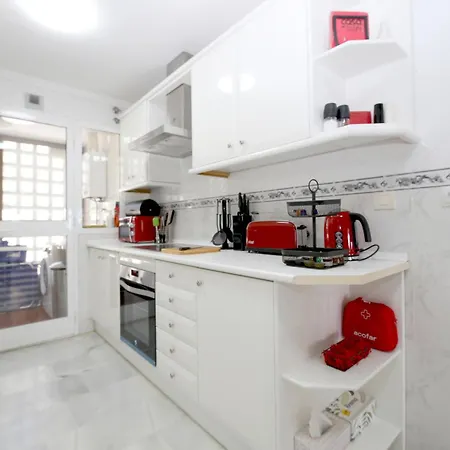 Apartment West Beachfront Janine *