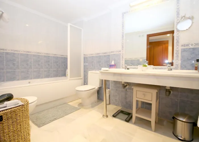 West Beachfront Janine Apartment Estepona