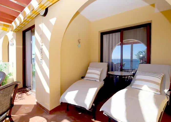 West Beachfront Janine Apartment Estepona