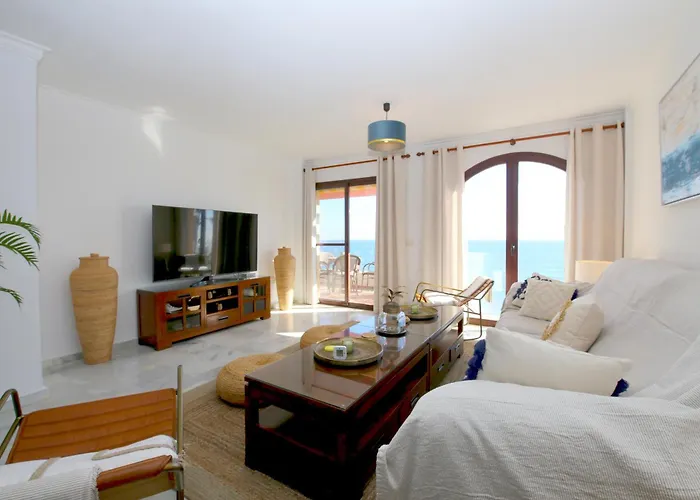 Apartment West Beachfront Janine Estepona
